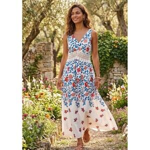 Suzanne Betro Floral Maxi Dress M White Blue Red V-Neck Crochet Lace Waist Boho